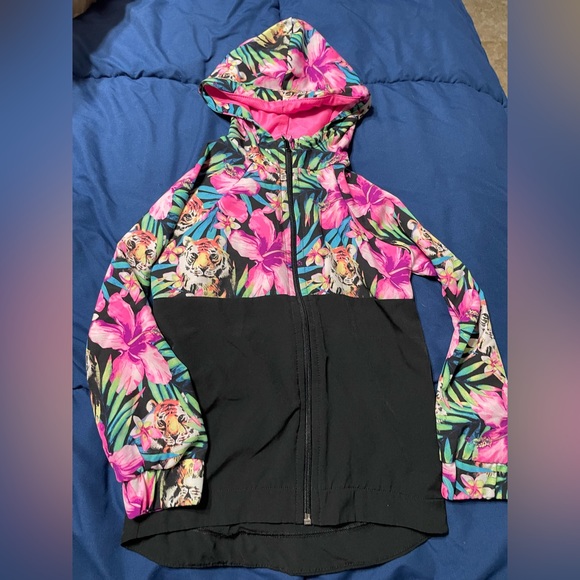 Floral and tigers child track suit outfit - Picture 2 of 7